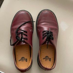 Maroon doc marten clogs